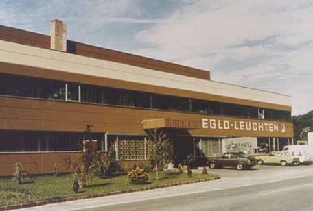 Првата зграда на компанијата во Австрија